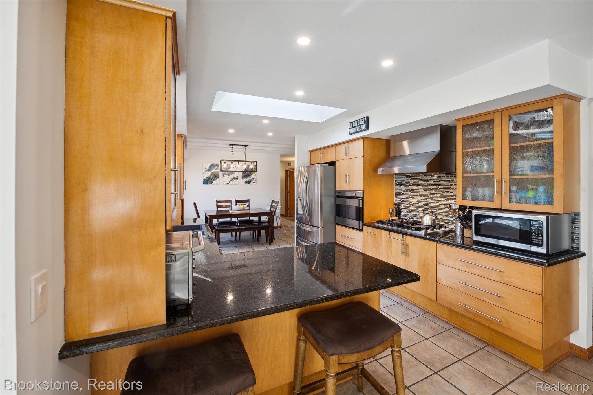 6978 Dublin Fair Road Troy, MI 48098 - Photo 8 of 42 Gallery Image 8