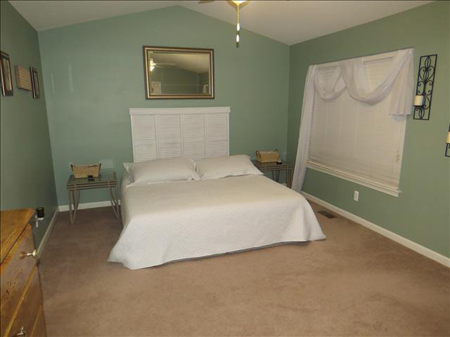 179 Timberbrook Dundee, MI 48131 - Photo 8 of 17