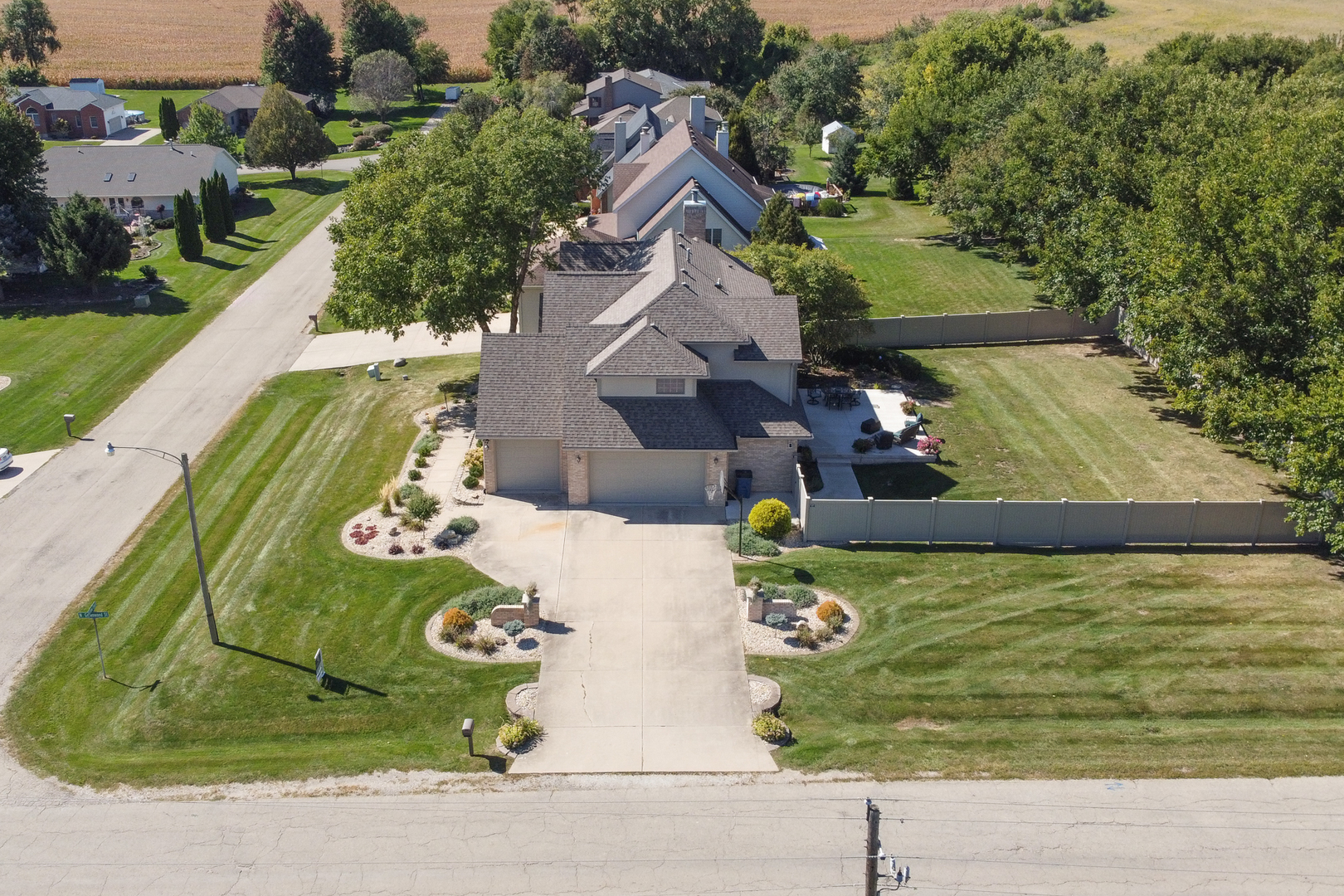 100 Willow Trail Spring Valley, IL 61362 - Photo 49 of 57 an aerial view of a house with a yard