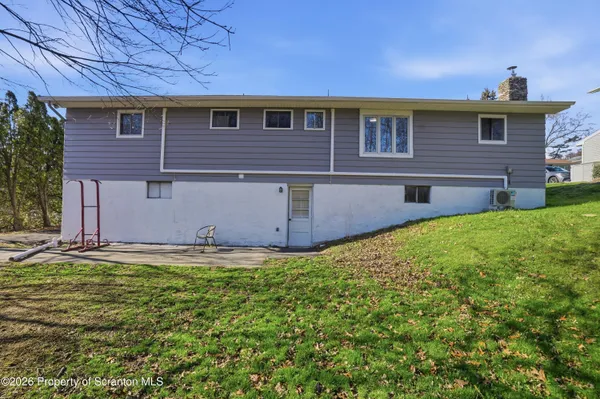 $335,000 | 114 Parkwood Avenue, Clarks Summit, PA 18411