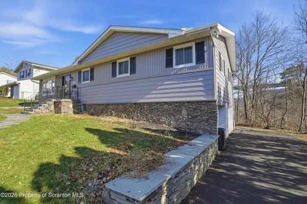 $335,000 | 114 Parkwood Avenue, Clarks Summit, PA 18411