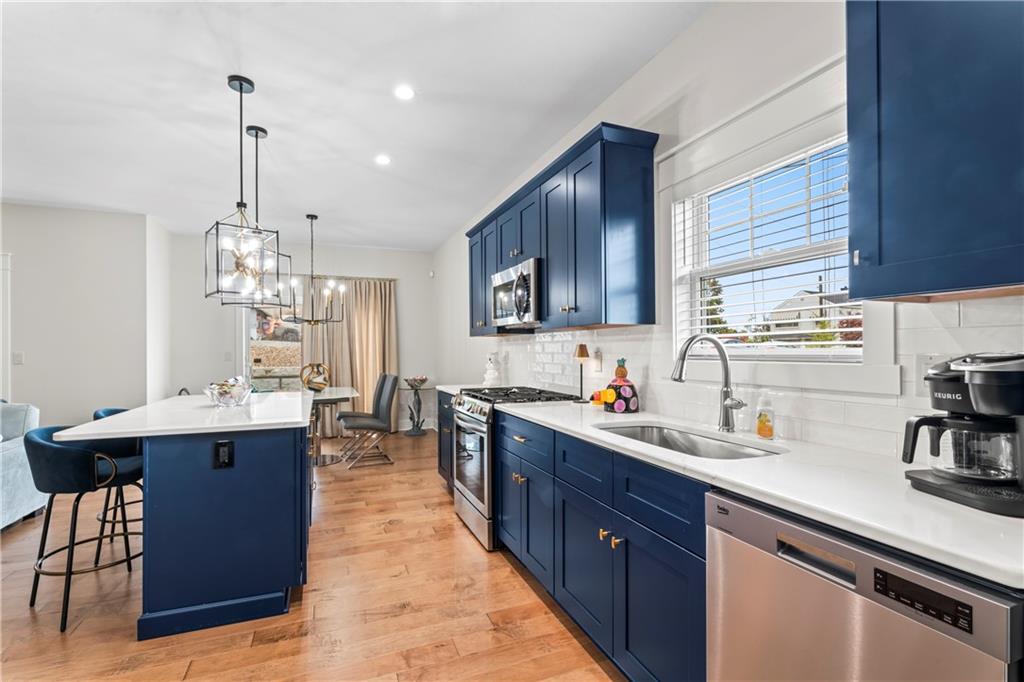 16 Barrington Court Monaca, PA 15061 - Photo 11 of 36 a kitchen with lots of counter top space