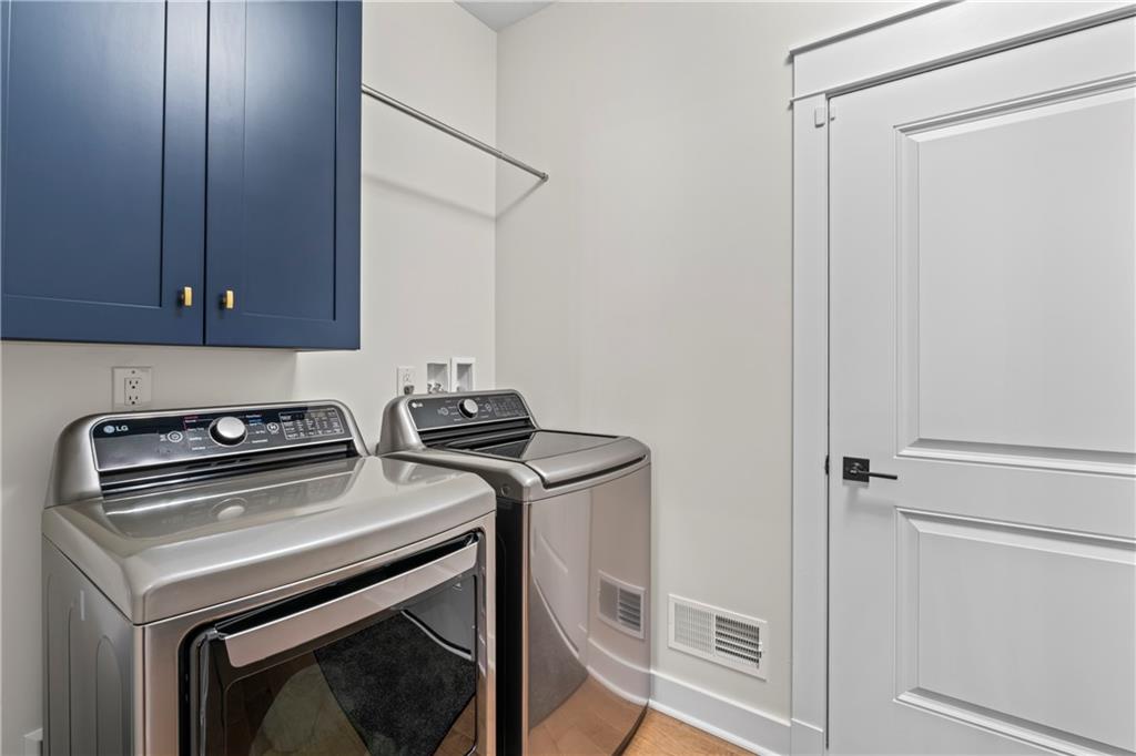 16 Barrington Court Monaca, PA 15061 - Photo 23 of 36 a view of washer and dryer