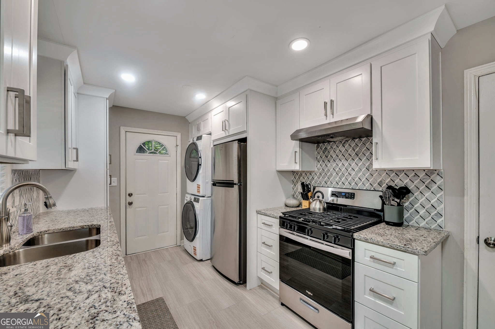 1131 Stoneybrook Road Forest Park, GA 30297 - Photo 9 of 25