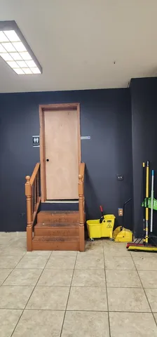 $120,000 | 256 East 157th Street, Harvey, IL 60426