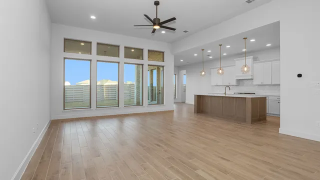 $634,900 | 10703 Avanti Drive, Richmond, TX 77469