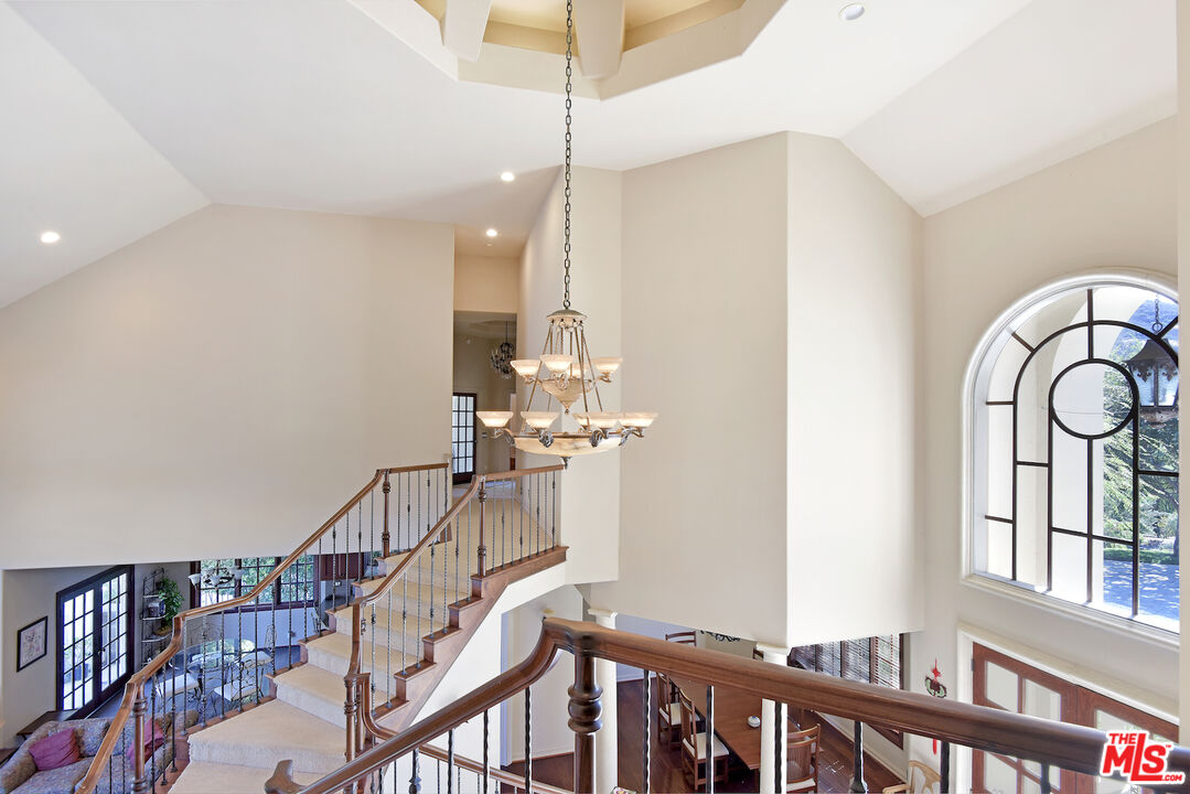 480 Westlake Boulevard Malibu, CA 90265 - Photo 20 of 36 a view of entryway and hall with wooden floor