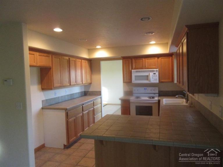 2536 Northeast Yellowpine Road Prineville, OR 97754 - Photo 7 of 20 Additional Photo