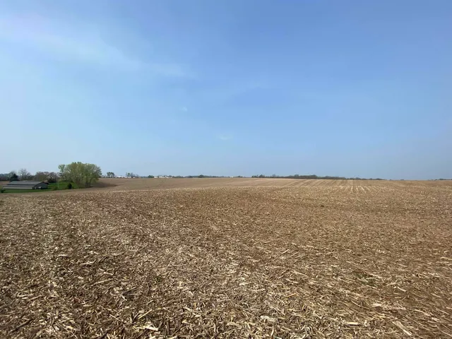$1,700,000 | 104 Ac /- County Road N, Monroe, WI 53566
