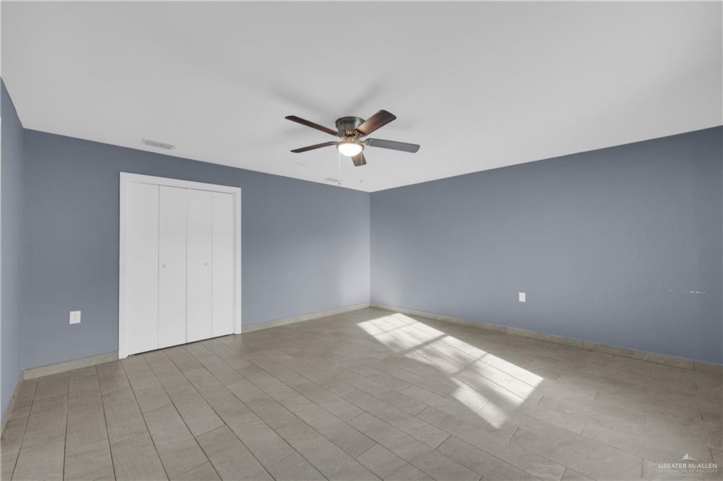 537 Benito Street Rio Grande City, TX 78582 - Photo 6 of 20 a view of an empty room