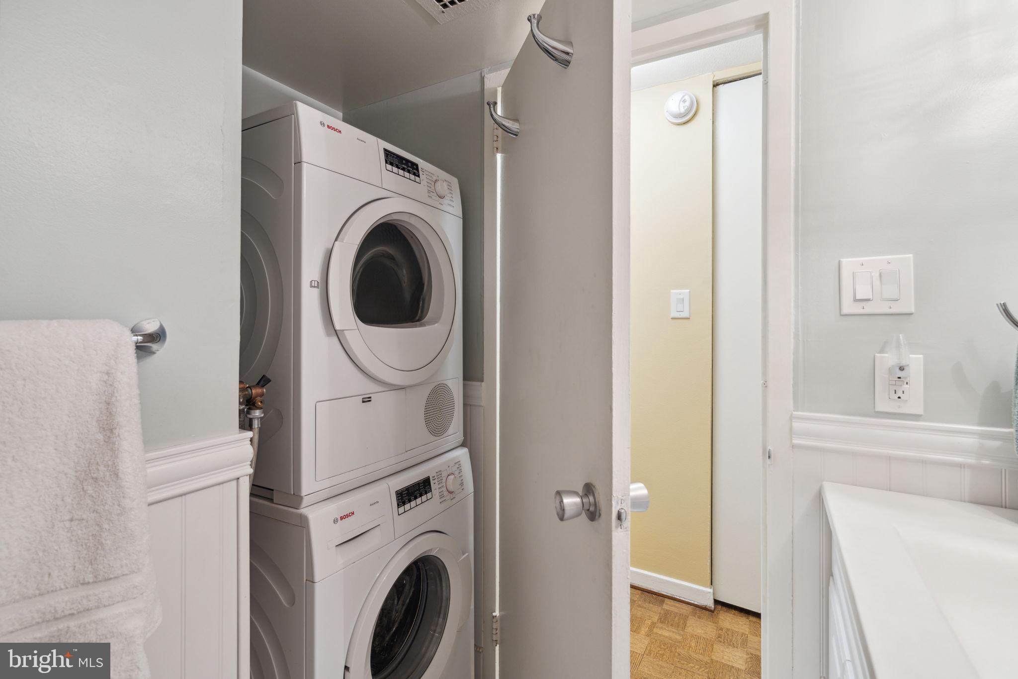 224-30 West Rittenhouse Square, Unit 1201 Philadelphia, PA 19103 - Photo 26 of 34 a utility room with dryer and washer