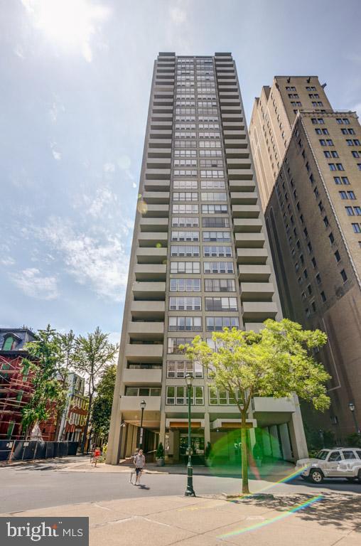 224-30 West Rittenhouse Square, Unit 1201 Philadelphia, PA 19103 - Photo 34 of 34 a front view of a building