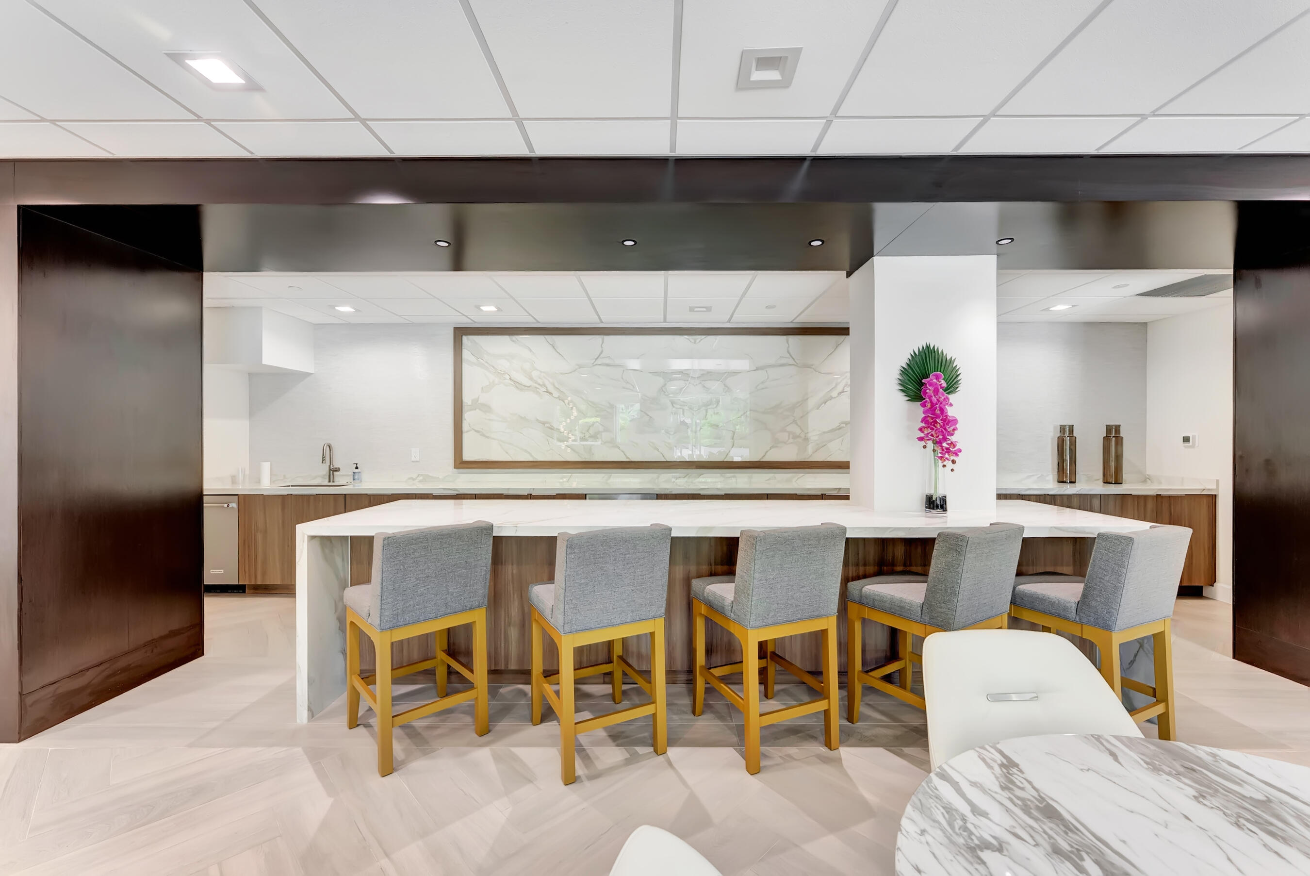 500 Southeast Mizner Boulevard, Unit A710 Boca Raton, FL 33432 - Photo 45 of 50 a dining room with furniture and a window