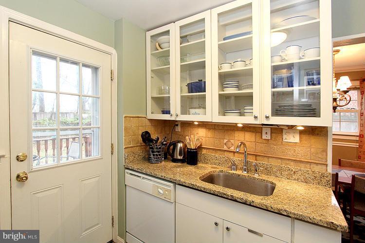 12013 Berry Street Silver Spring, MD 20902 - Photo 12 of 30 Kitchen