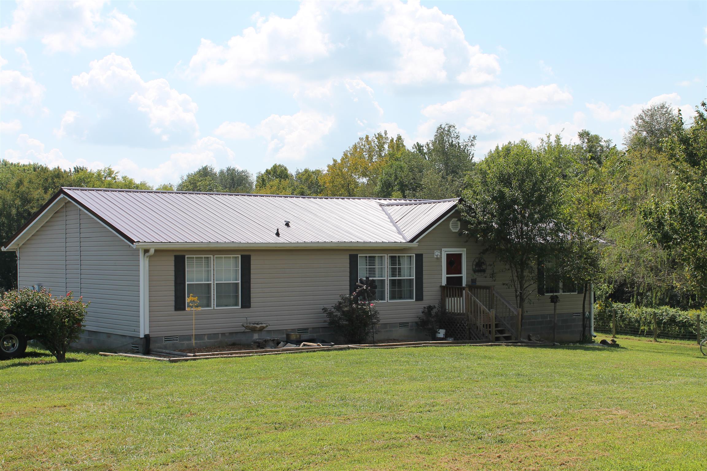 650 Chipman Road Bethpage, TN 37022 - Photo 1 of 14 Welcome to Chipman Rd.