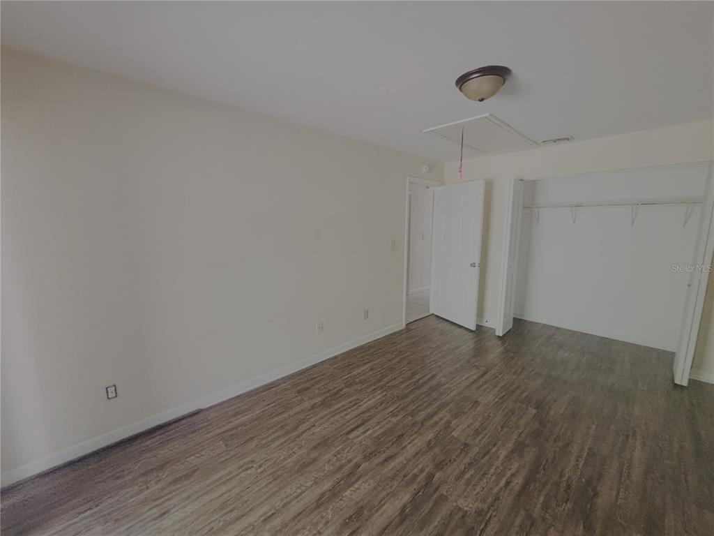 1915 Southwest 70th Terrace, Unit B Gainesville, FL 32607 - Photo 9 of 12