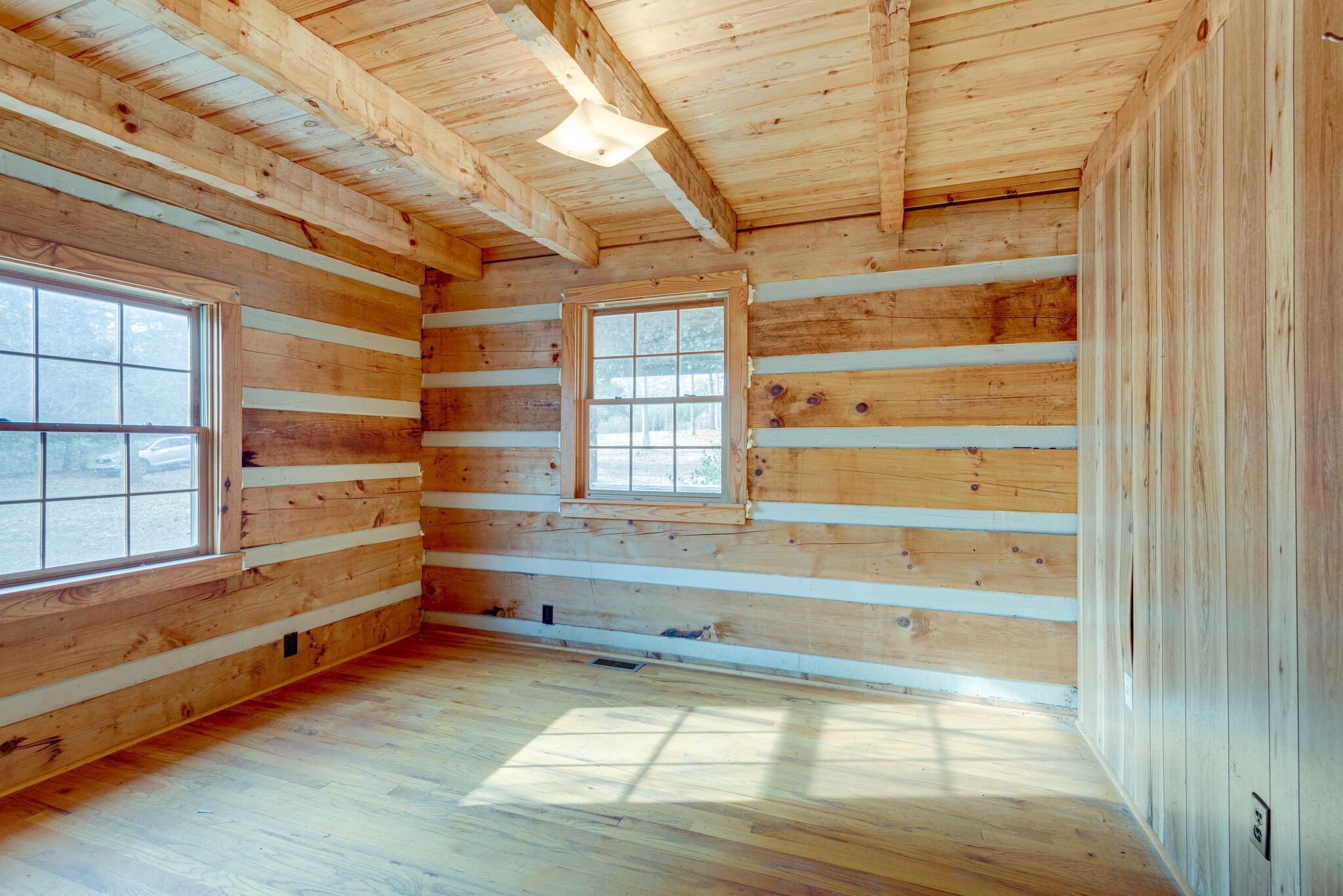 1012 Peery Road Kingston Springs, TN 37082 - Photo 19 of 34 a view of walk in closet with empty racks