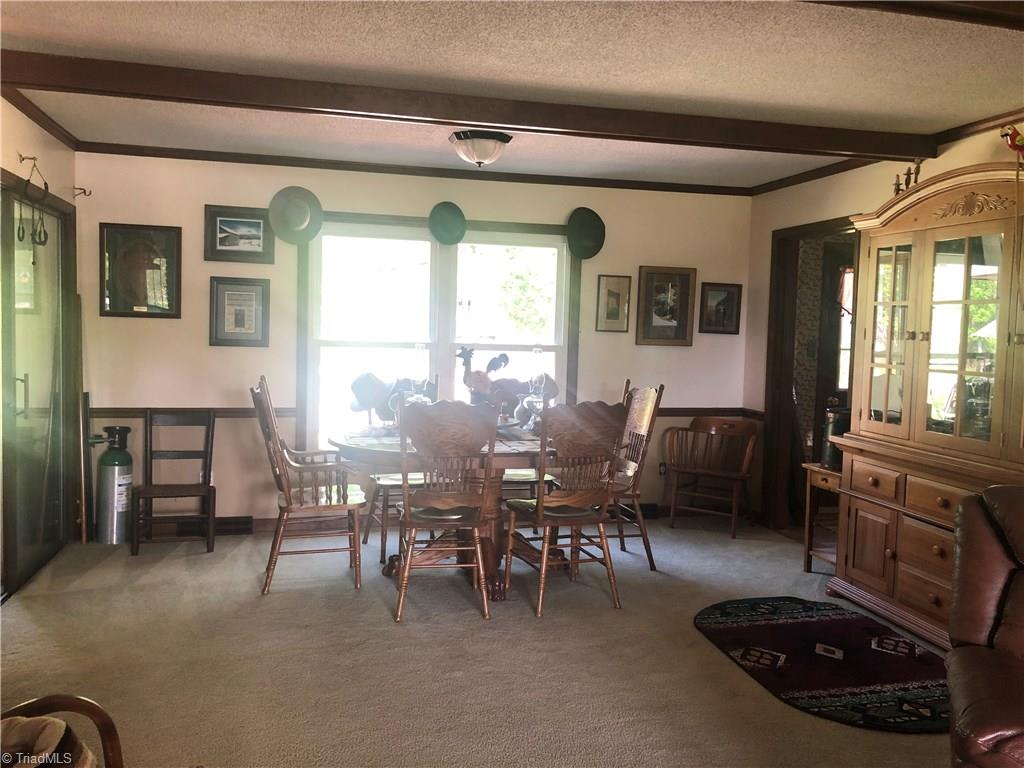 369 Cook Road Pilot Mountain, NC 27041 - Photo 12 of 30 Dining Room