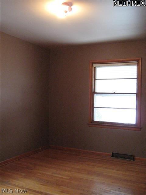 30233 Forestgrove Road Willowick, OH 44095 - Photo 9 of 19