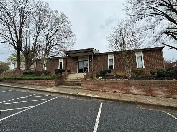 $112,900 | 1740 North Hamilton Street, Unit H, High Point, NC 27262