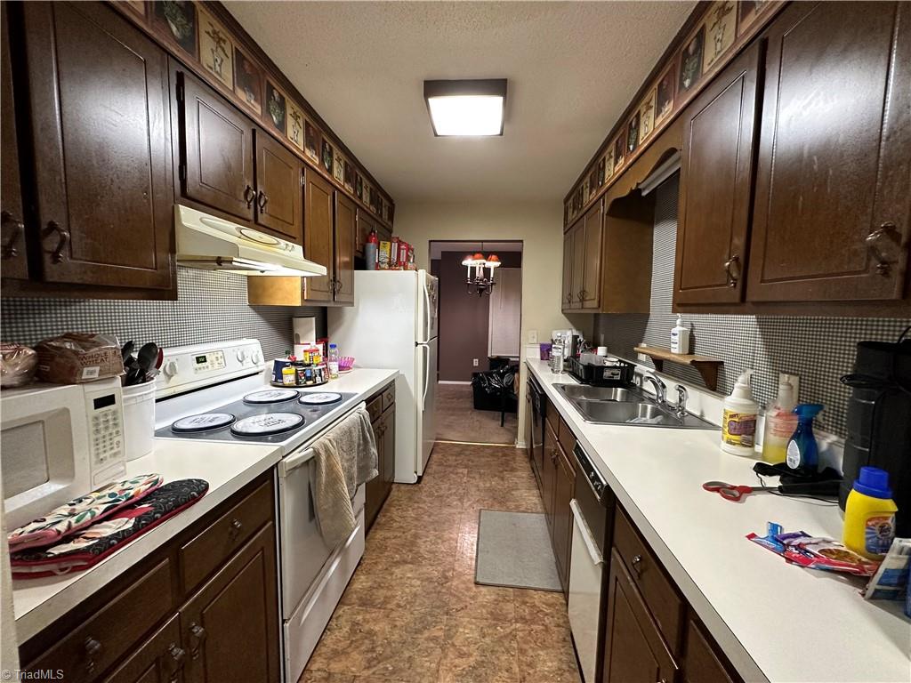 1740 North Hamilton Street, Unit H High Point, NC 27262 - Photo 6 of 30