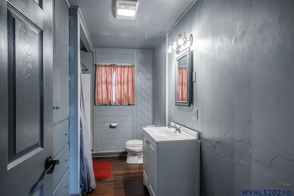 1370 Gale Street Southwest Albany, OR 97321 - Photo 15 of 42 Gallery Image 15