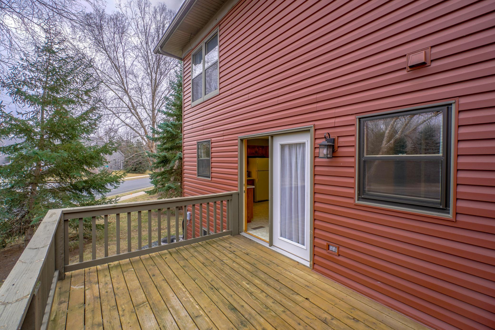 524 Hunter Hill Road Hudson, WI 54016 - Photo 10 of 11 Gallery Image 10