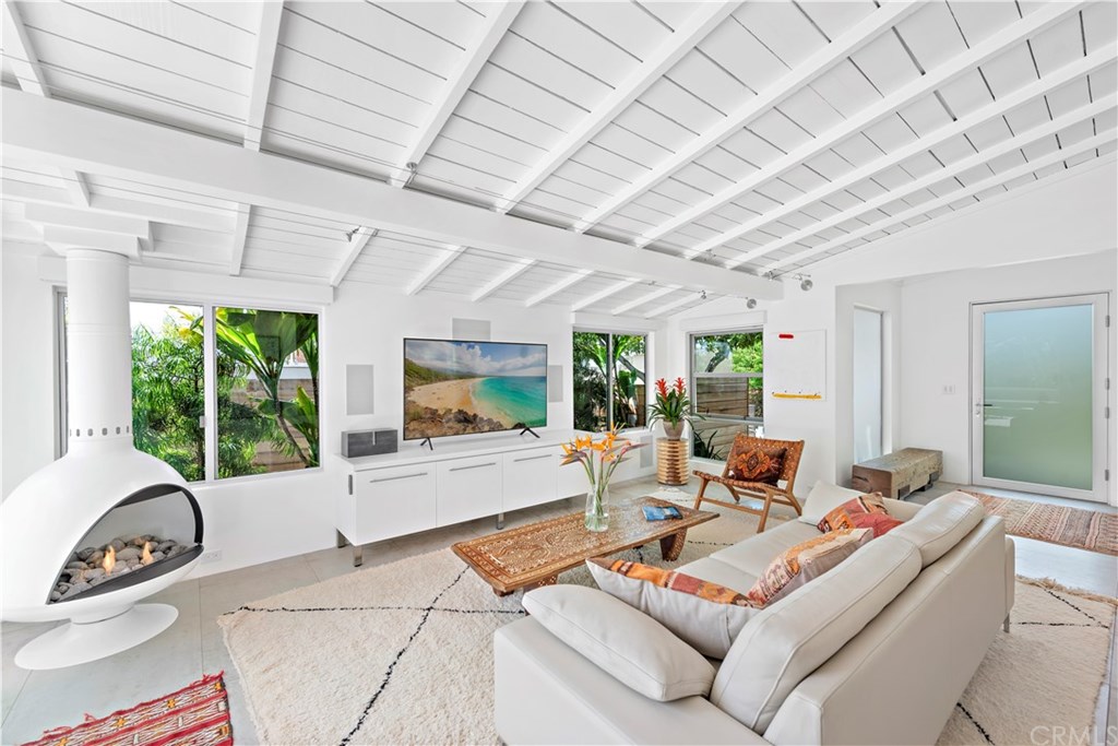 239 Fairview Street Laguna Beach, CA 92651 - Photo 7 of 46