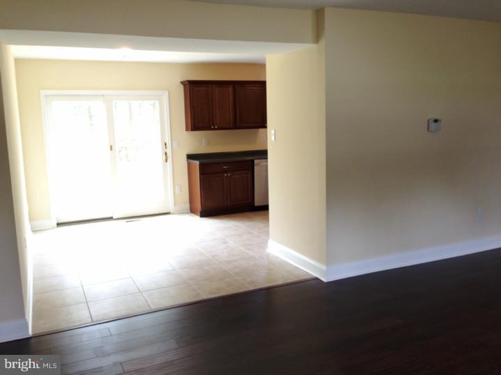 1066 Winslow Road Williamstown, NJ 08094 - Photo 9 of 21 Kitchen