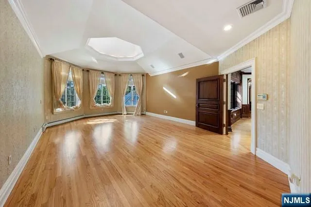 $4,599,999 | 550 Summit Street, Englewood Cliffs, NJ 07632