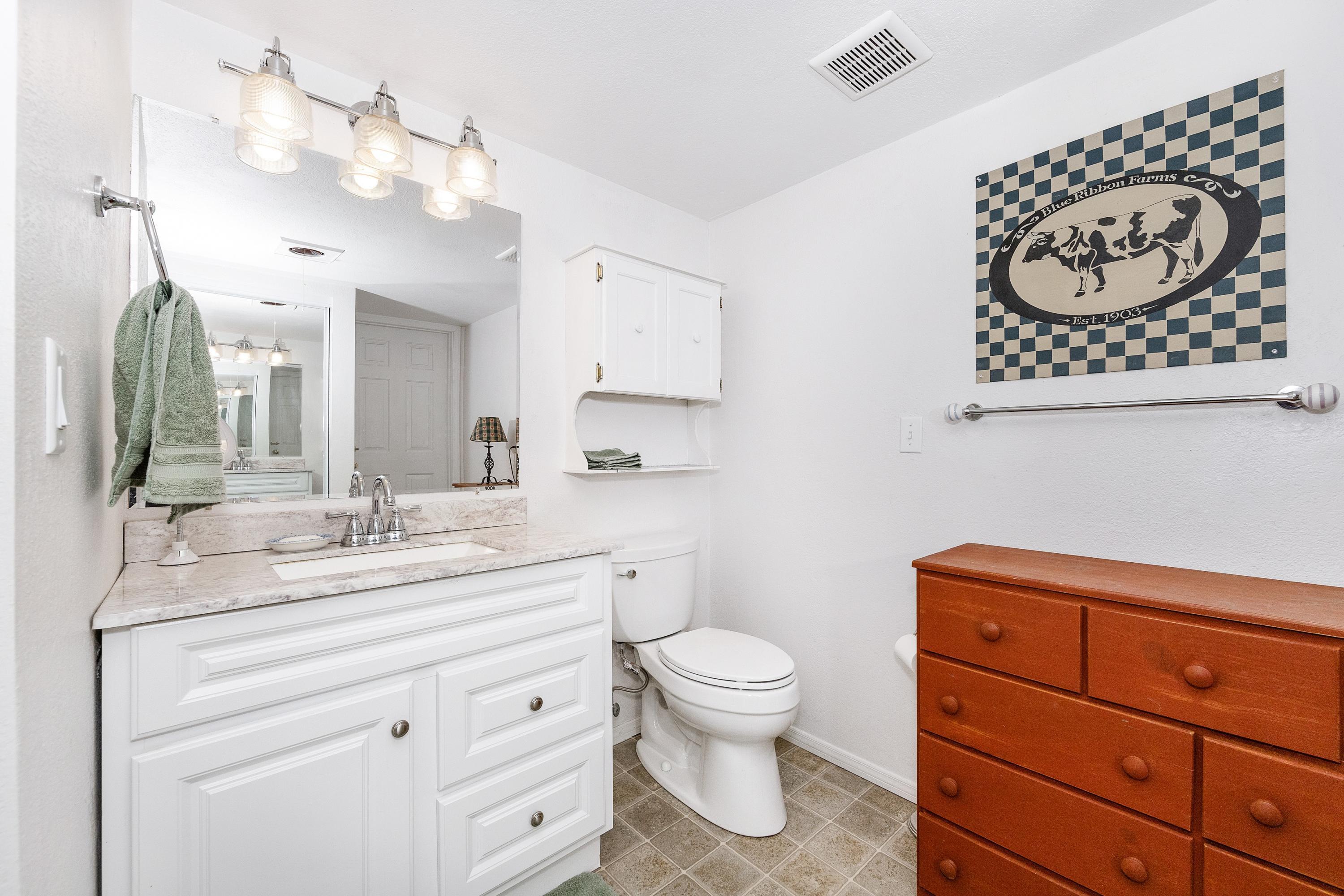 455 Color Cove Road Sedona, AZ 86336 - Photo 26 of 48 026_Bathroom 3