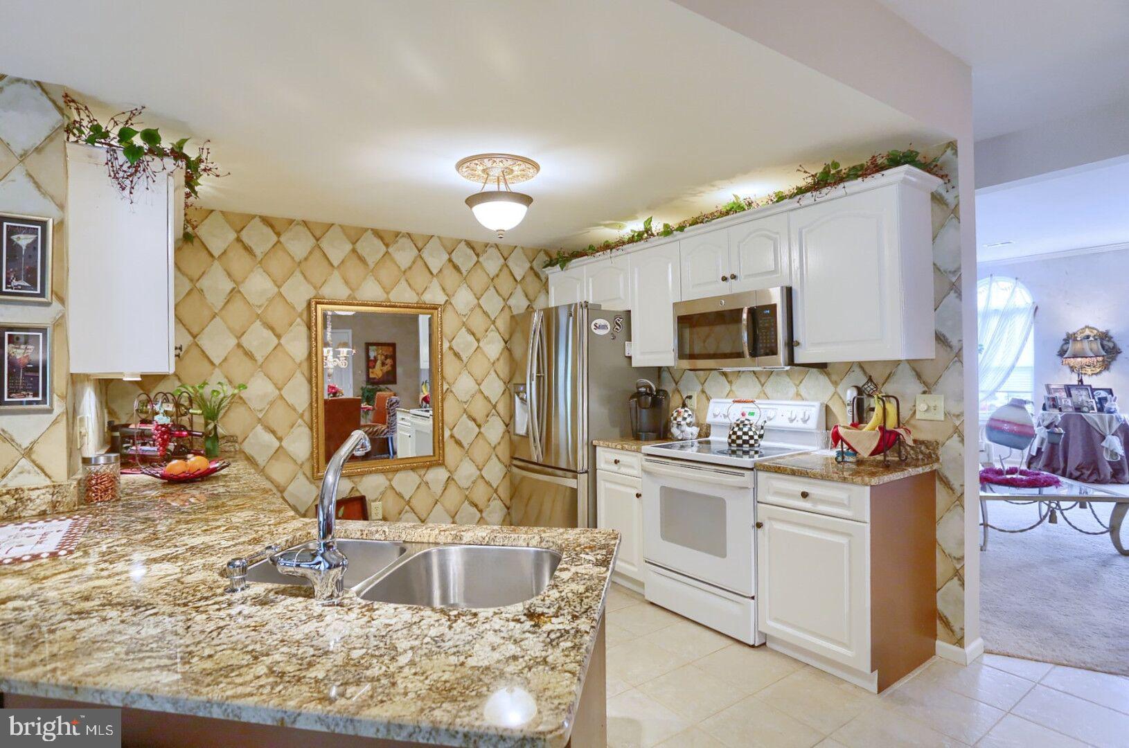 12 Bancroft Terrace Reading, PA 19607 - Photo 2 of 33 Kitchen