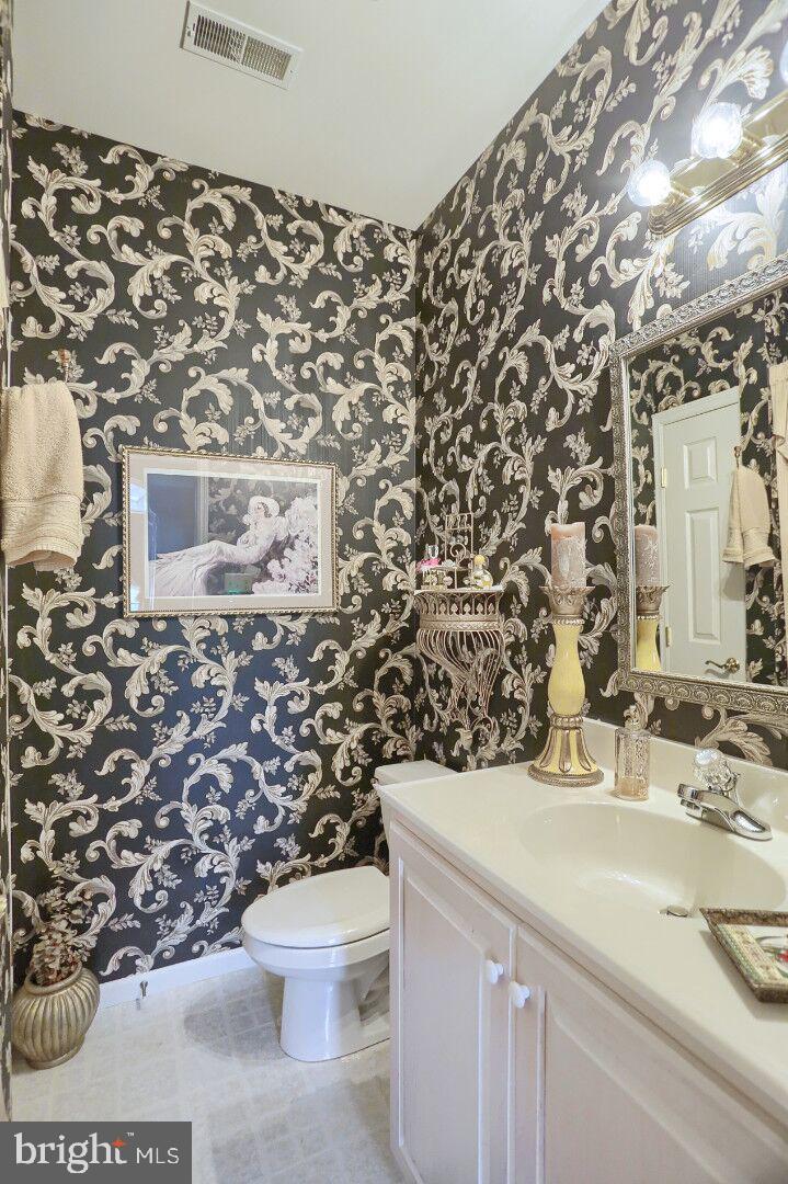 12 Bancroft Terrace Reading, PA 19607 - Photo 20 of 33 Main Level Full Bath