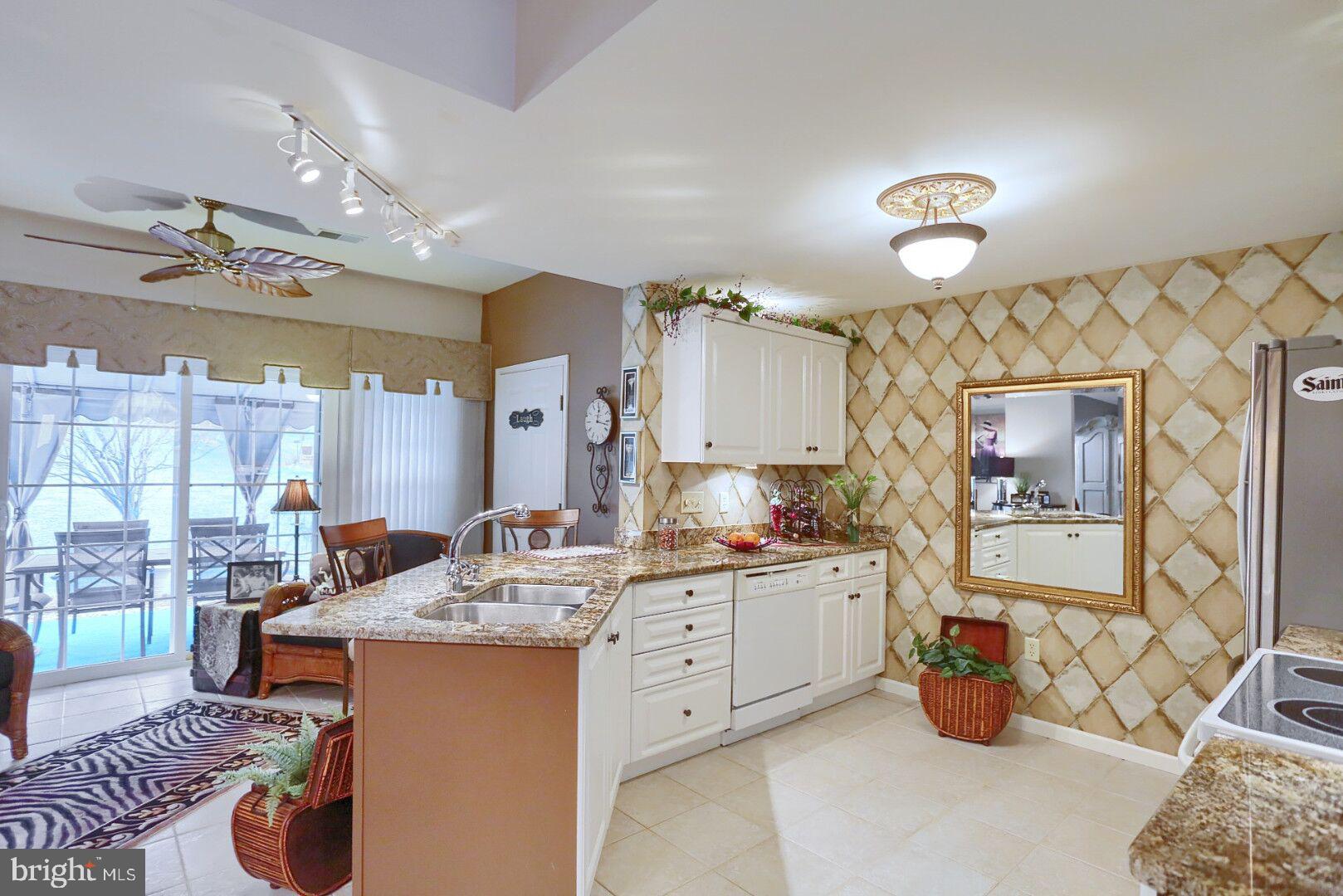 12 Bancroft Terrace Reading, PA 19607 - Photo 3 of 33 Kitchen