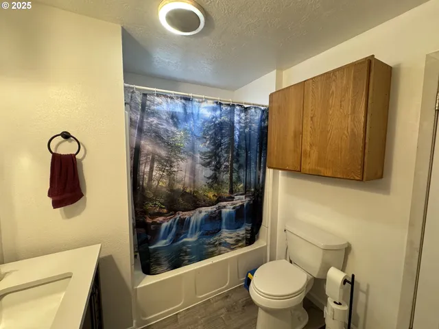 $297,000 | 71011 Southwest Douglas Drive, Pendleton, OR 97801