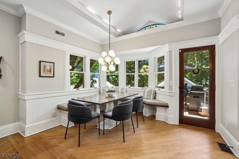 22 Oak Ridge Avenue Summit, NJ 07901 - Photo 17 of 38