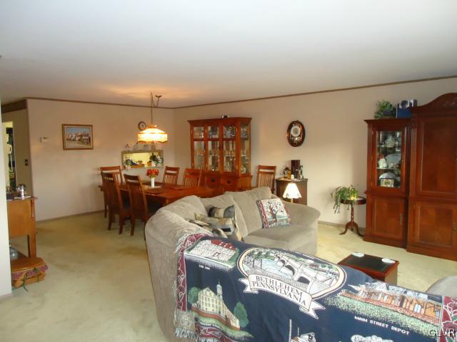407 Spring Street Bethlehem, PA 18018 - Photo 2 of 20 Gallery Image 2