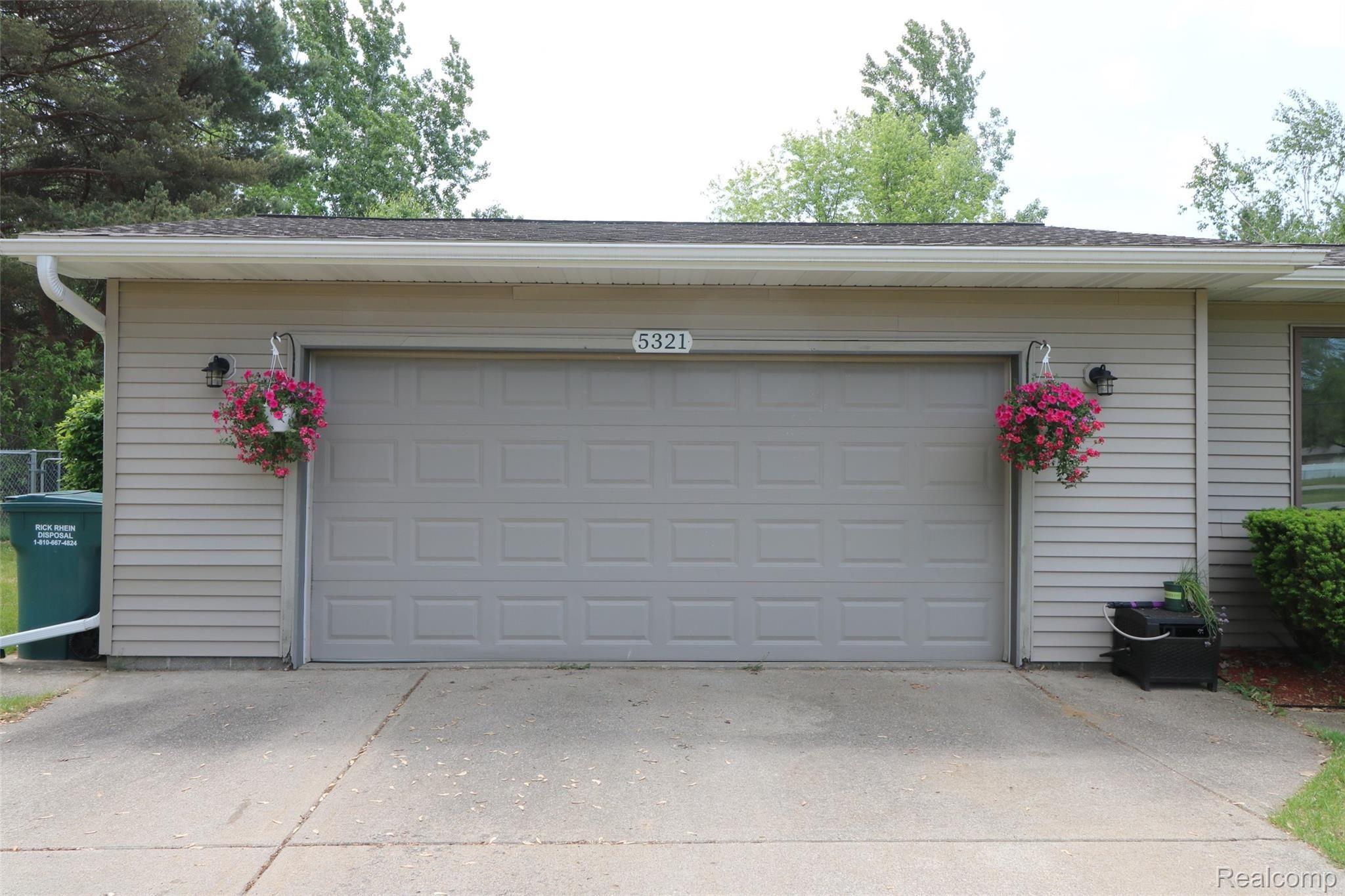 5321 Coldwater Road Lapeer, MI 48446 - Photo 18 of 23 IMG_9651.JPG