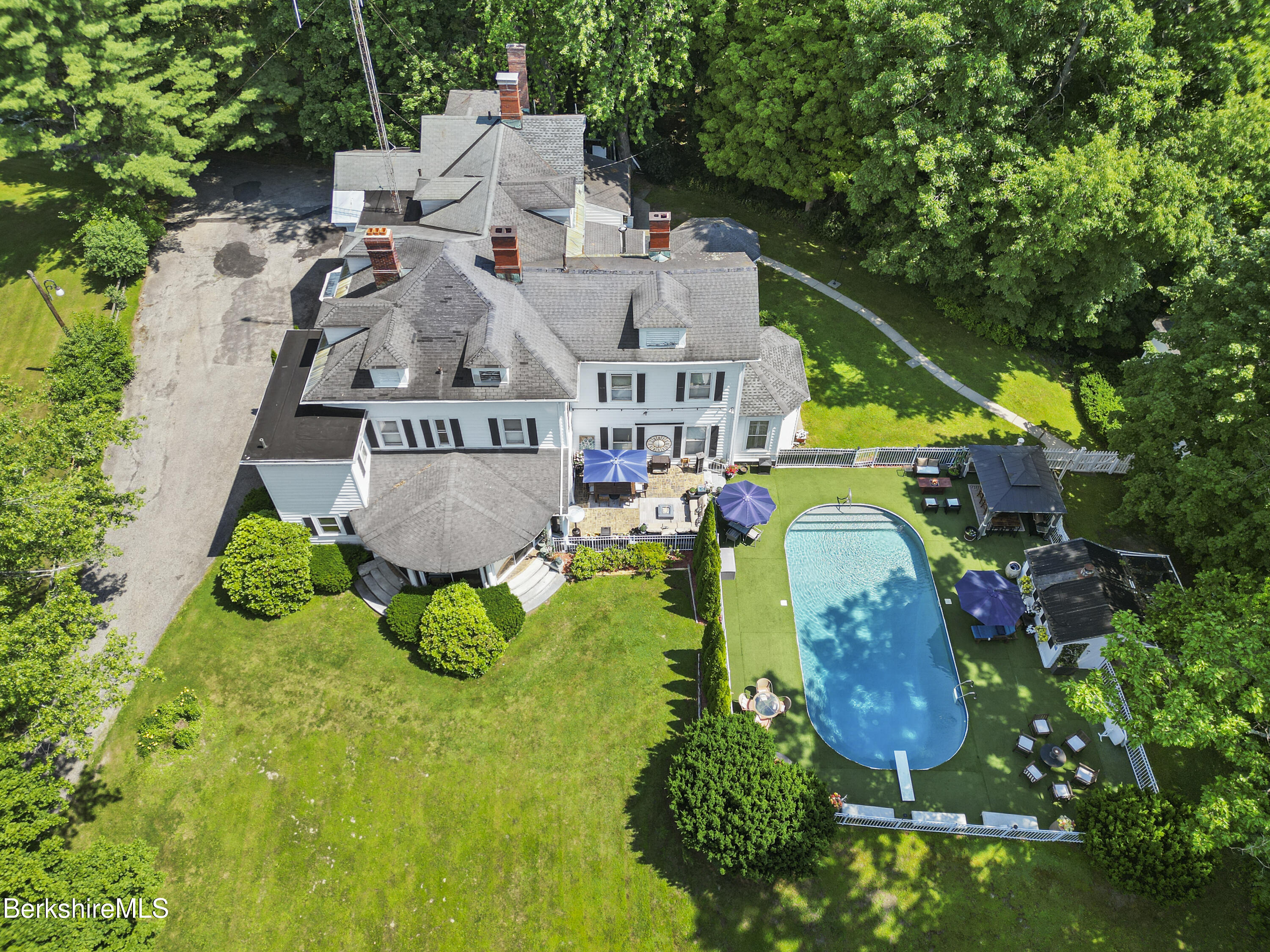 497 Holmes Road Pittsfield, MA 01201 - Photo 48 of 95 Aerial View