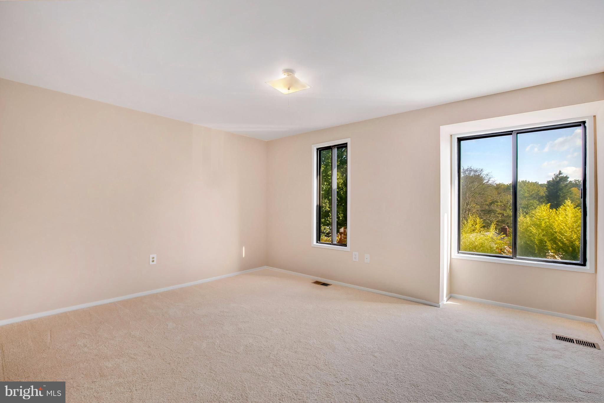 10723 Lester Street Silver Spring, MD 20902 - Photo 19 of 30 Bedroom