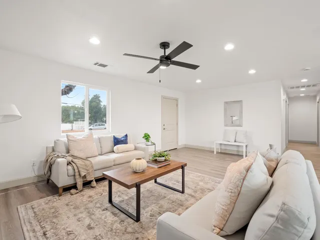 $368,966 | 3055 East Olney Avenue, Fresno, CA 93725