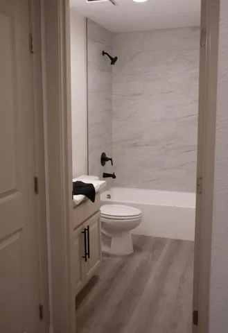 $380,000 | 3055 East Olney Avenue, Fresno, CA 93725