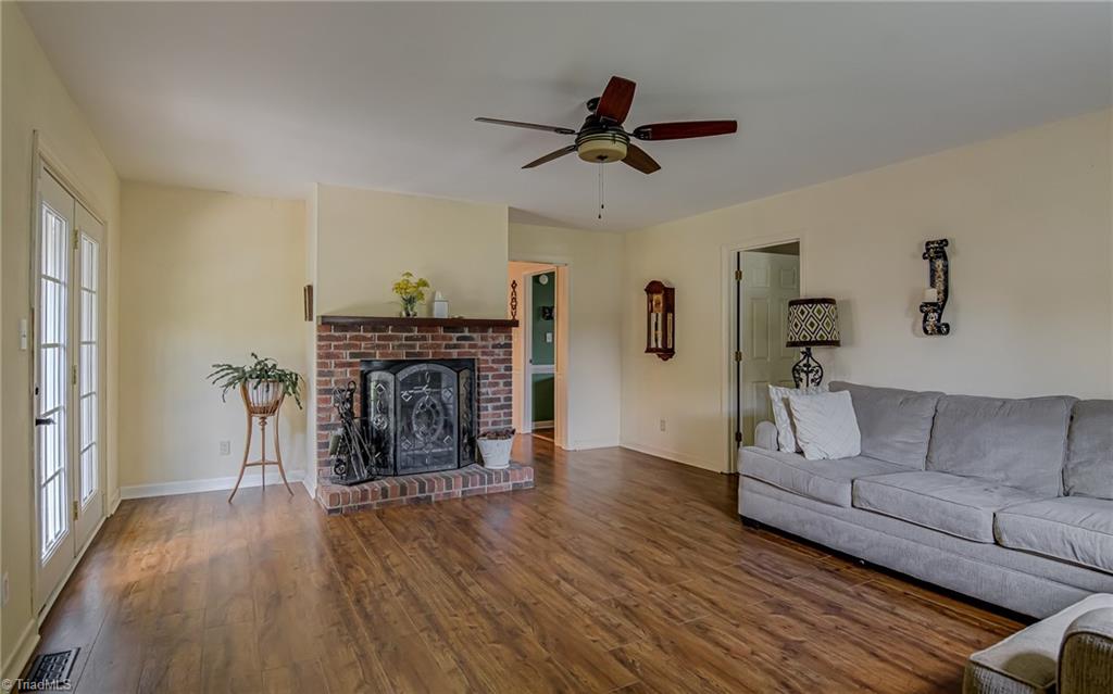 3901 Braddock Road High Point, NC 27265 - Photo 9 of 44 Gallery Image 9