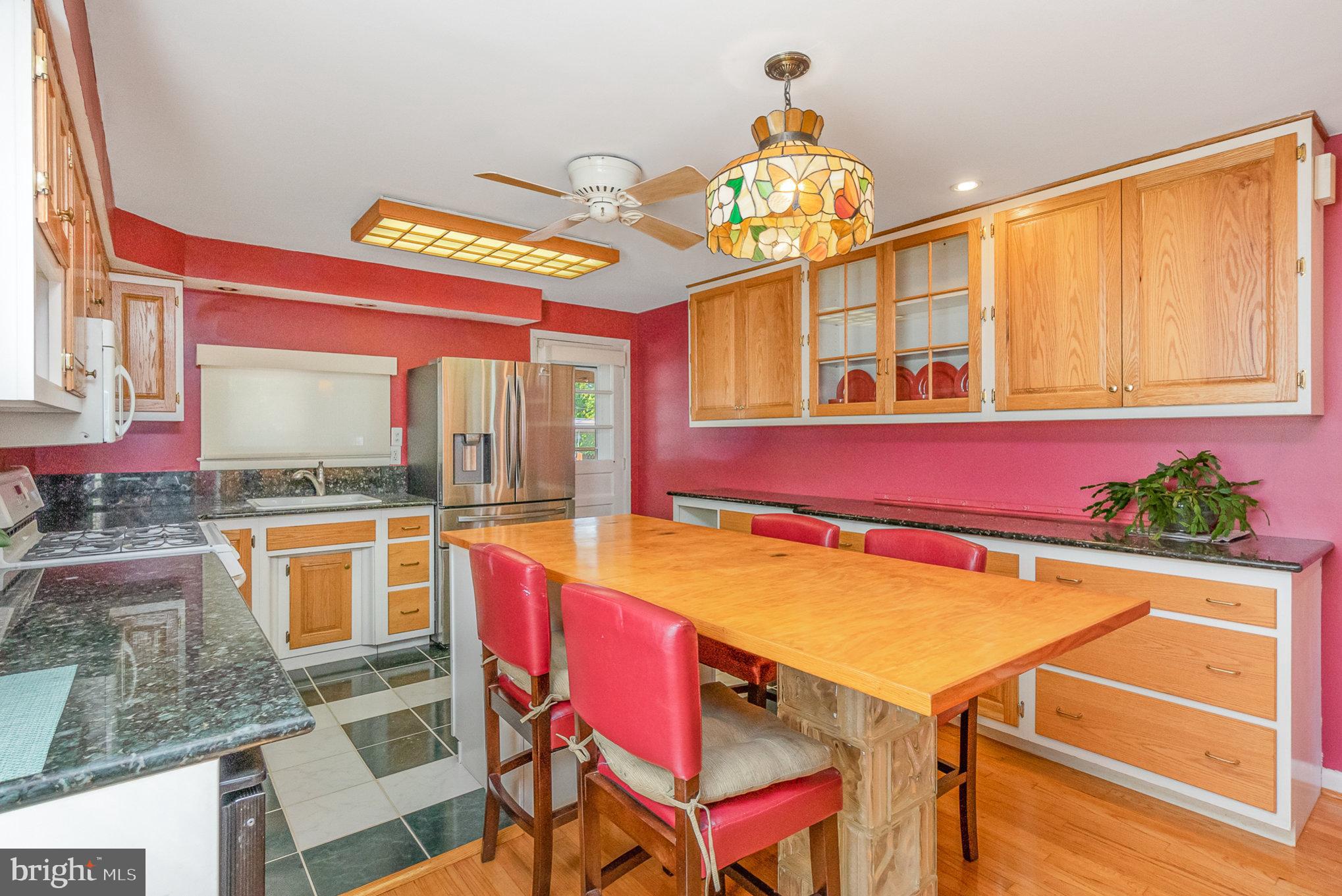 22 Belfast Road Lutherville-Timonium, MD 21093 - Photo 8 of 39 Gallery Image 8