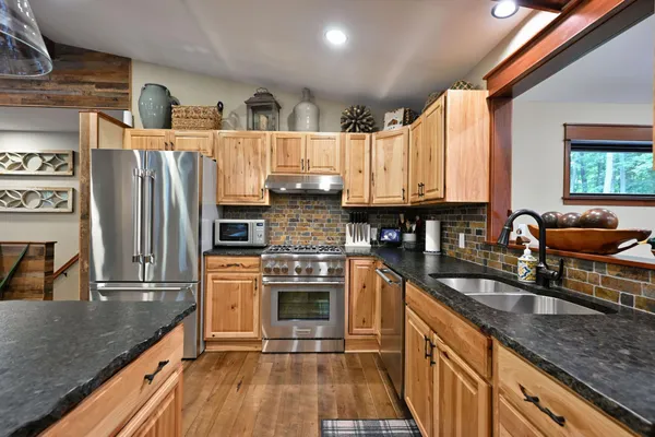 $2,399,999 | 15648 Victory Heights Circle, Stone Lake, WI 54876