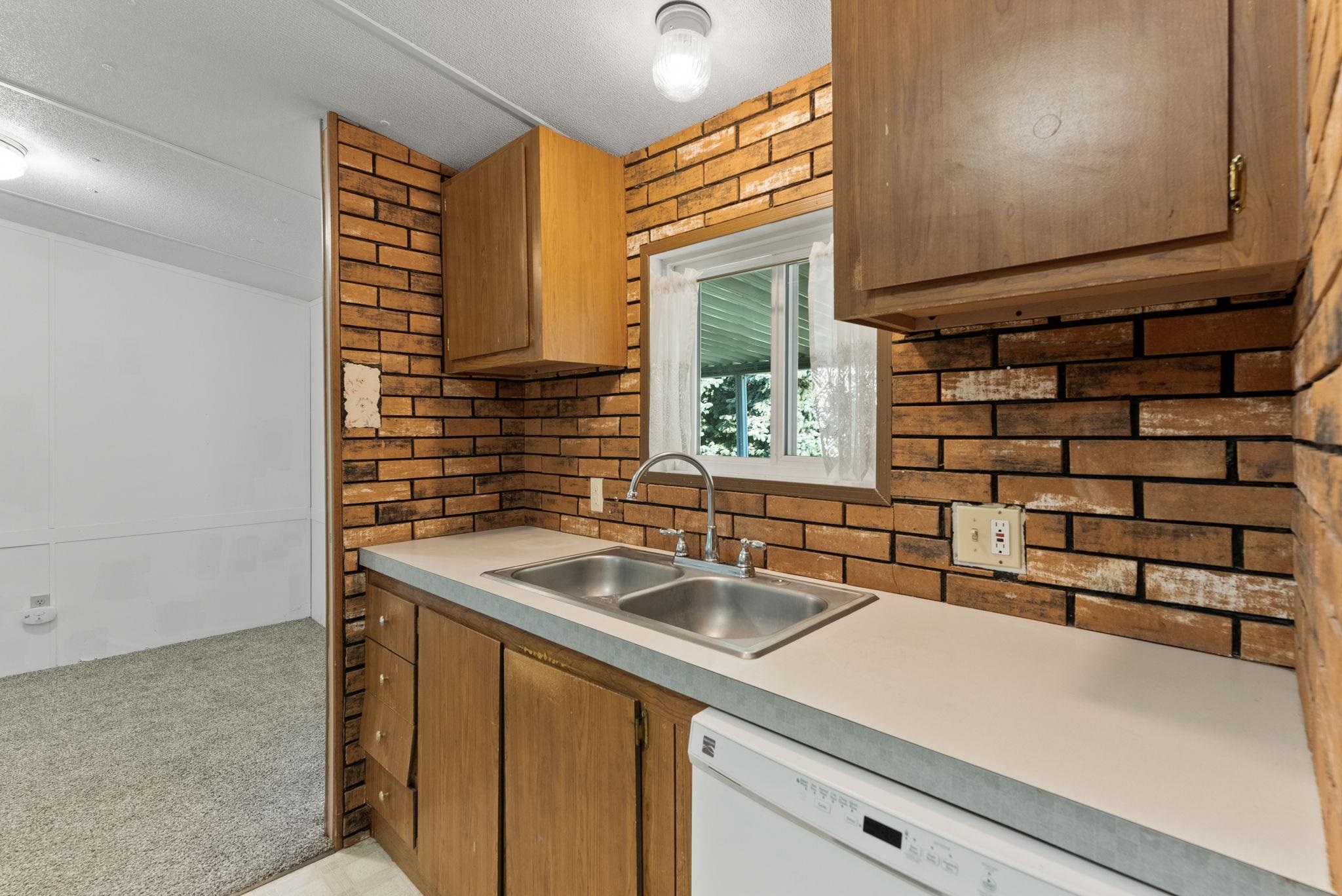 3210 South Assembly Road Spokane, WA 99224 - Photo 5 of 28