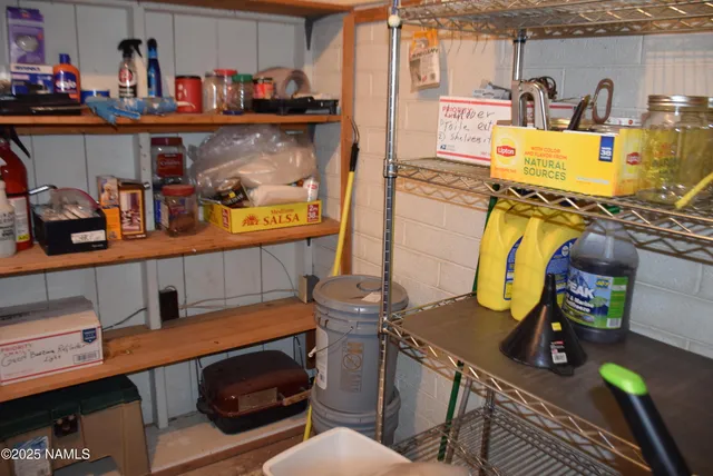 $239,999 | 601 North Cottonwood Avenue, Winslow, AZ 86047