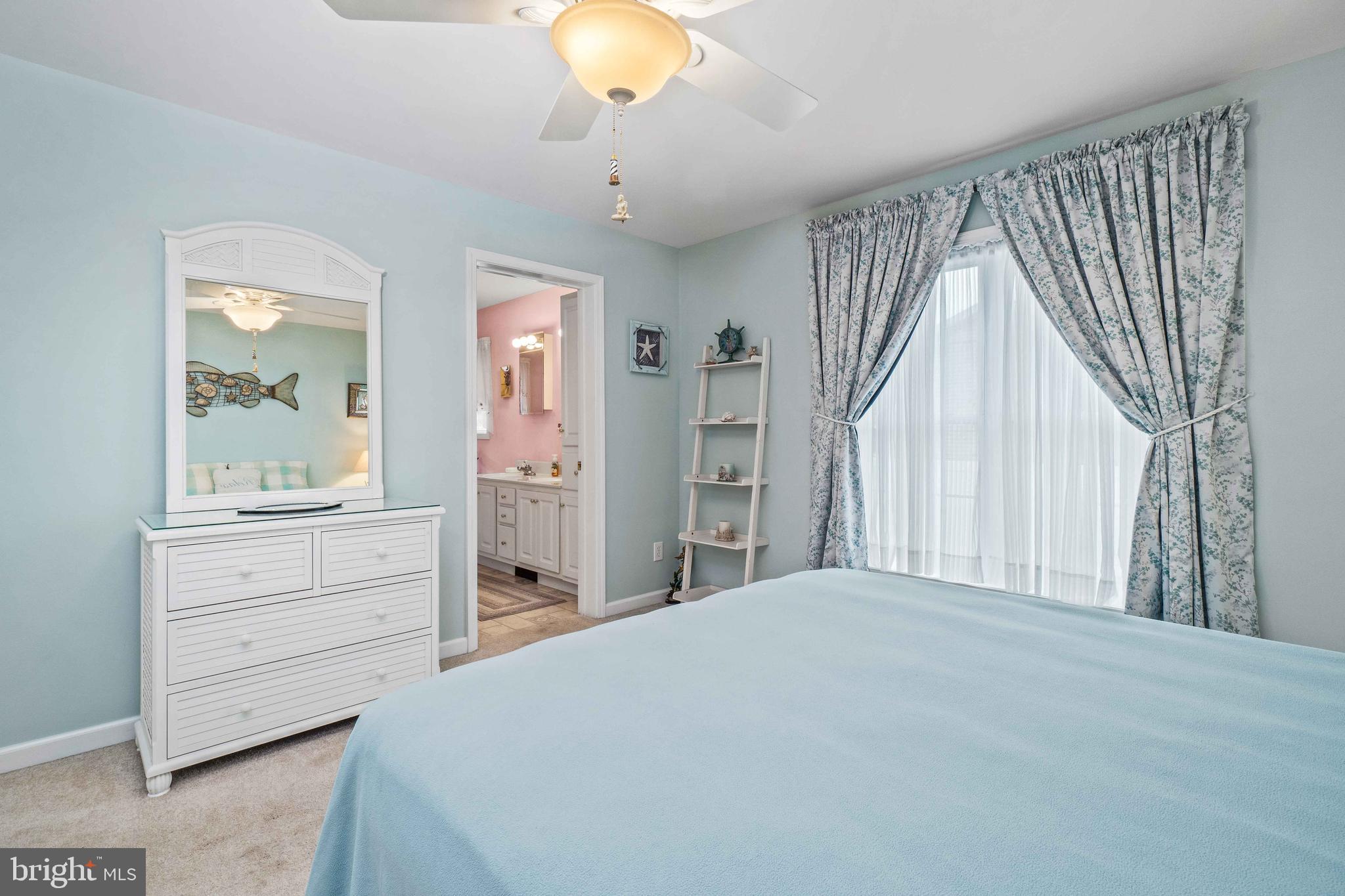 306 Rio Grande Avenue Rio Grande, NJ 08242 - Photo 21 of 38 Primary Bedroom