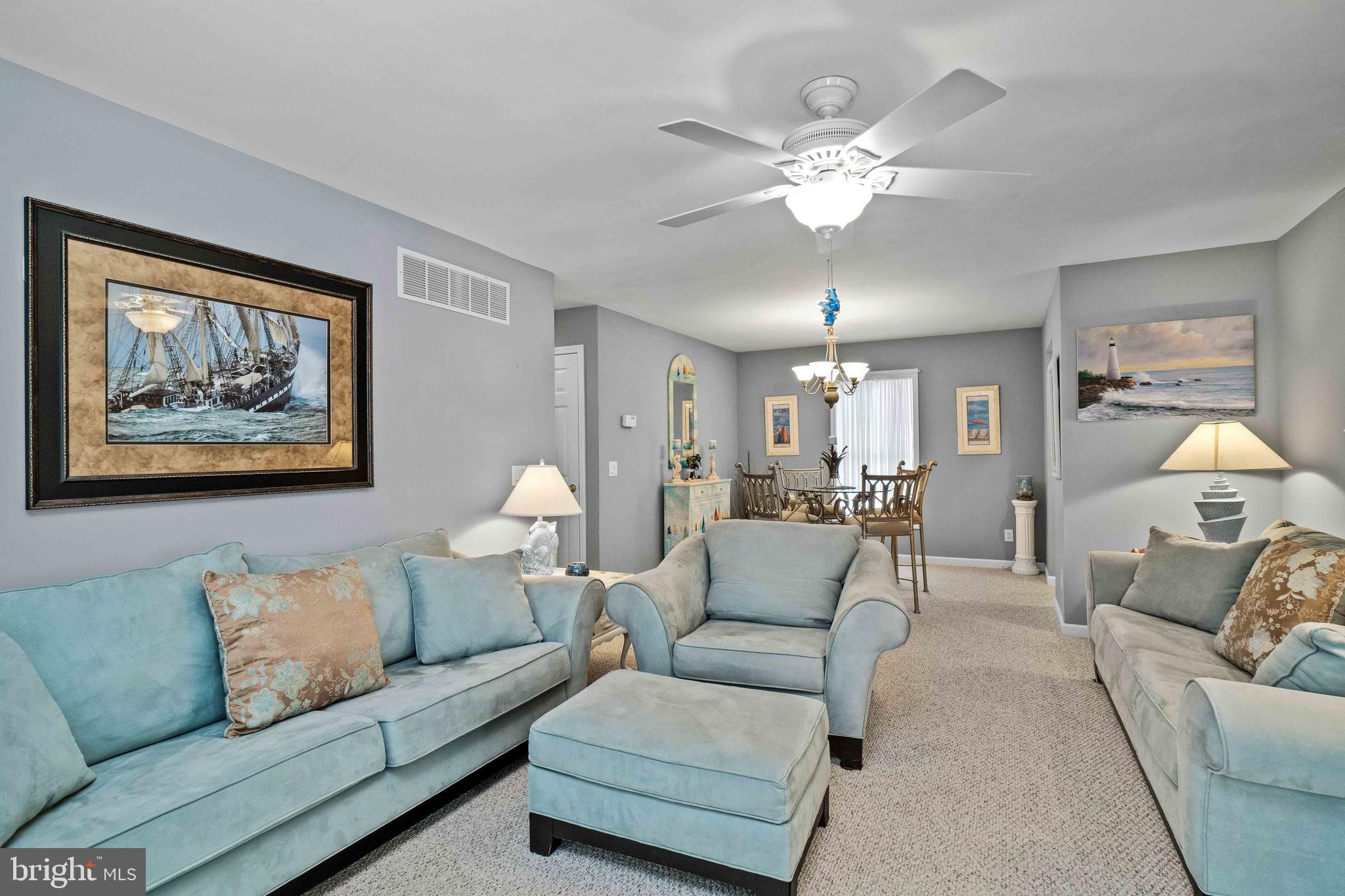 306 Rio Grande Avenue Rio Grande, NJ 08242 - Photo 6 of 38 Living Room