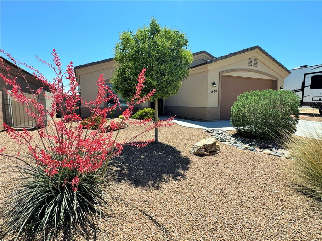 3530 North Kenneth Road Kingman, AZ 86409 - Photo 1 of 28